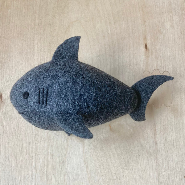 Shark (M/L charcoal)